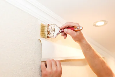 Pose de papier peint à Brossay — revêtements muraux et toiles de verre